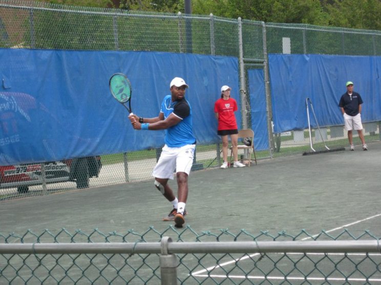 Young Smacks a Winner