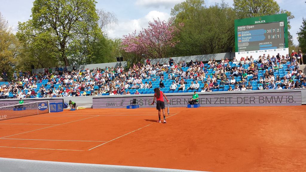 Fan favorite Brown advances to final round qualies (photo credit: Marc Imperatori)