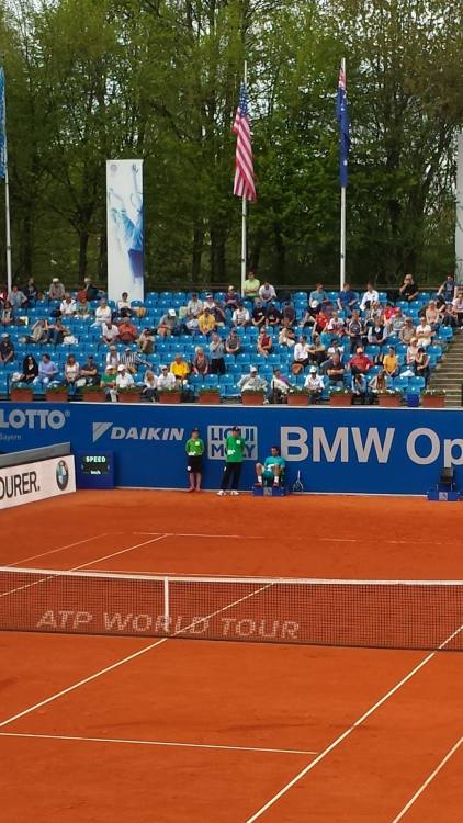 Estrella Burgos and Troicki hod to take a break (photo credit: Marc Imperatori)