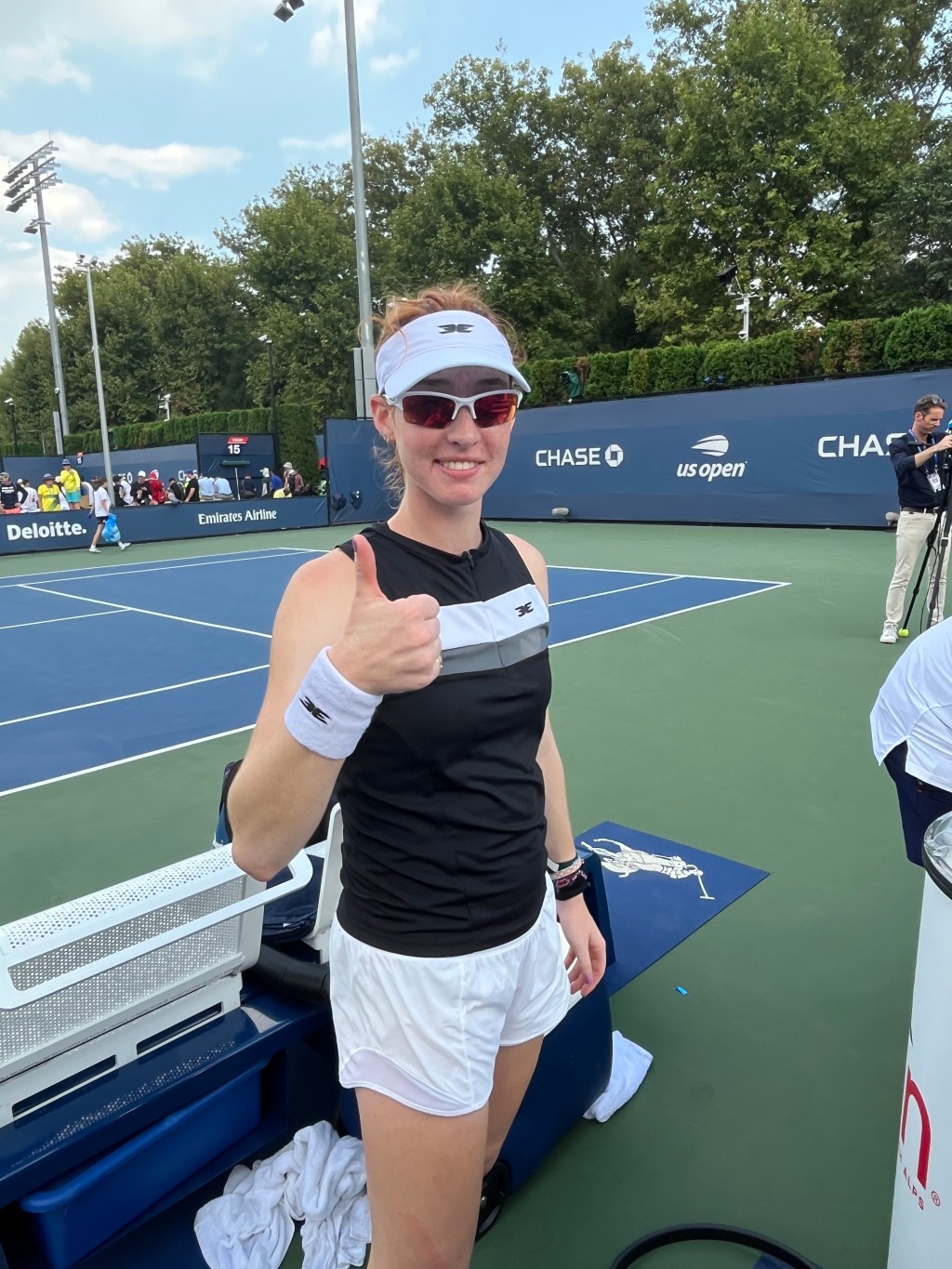 Most Favorites Advance on Hot and Crowded Opening Day at&nbsp;@USOpen